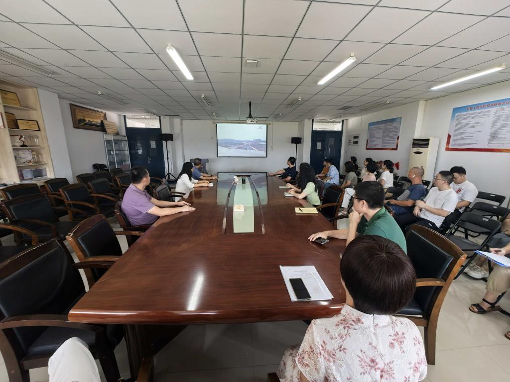 英国365(集团)公司官方网站