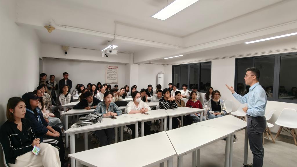 英国365(集团)公司官方网站
